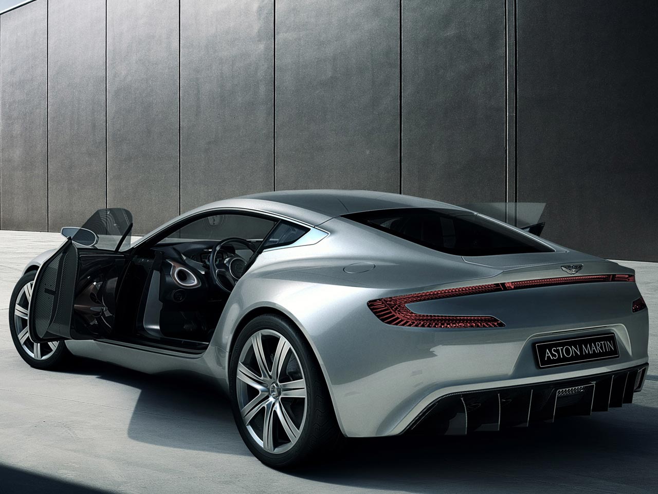 Aston Martin One-77 Picture