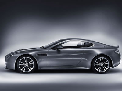 2010 Aston Martin V12 Vantage picture