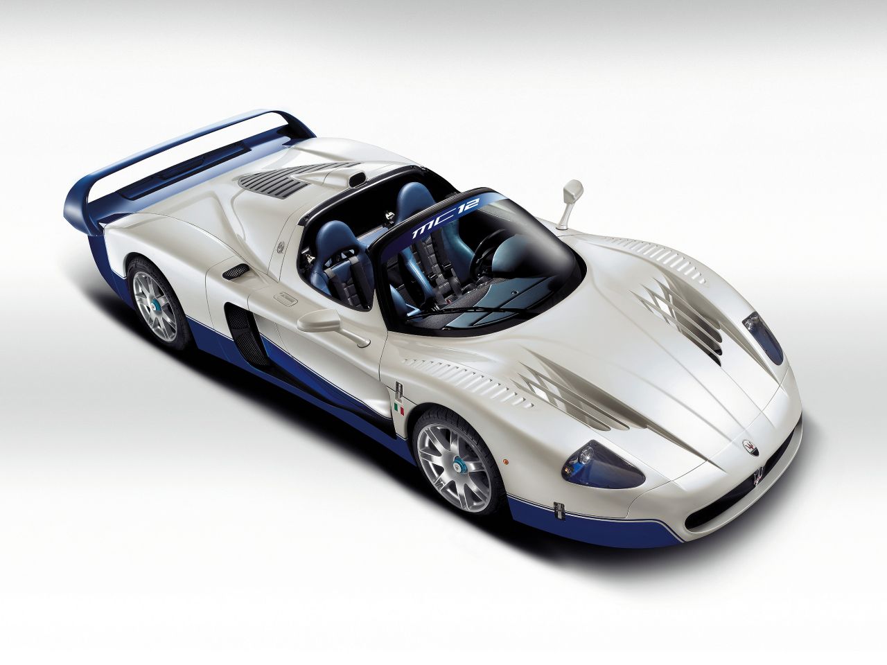 2005 Maserati MC12 Picture