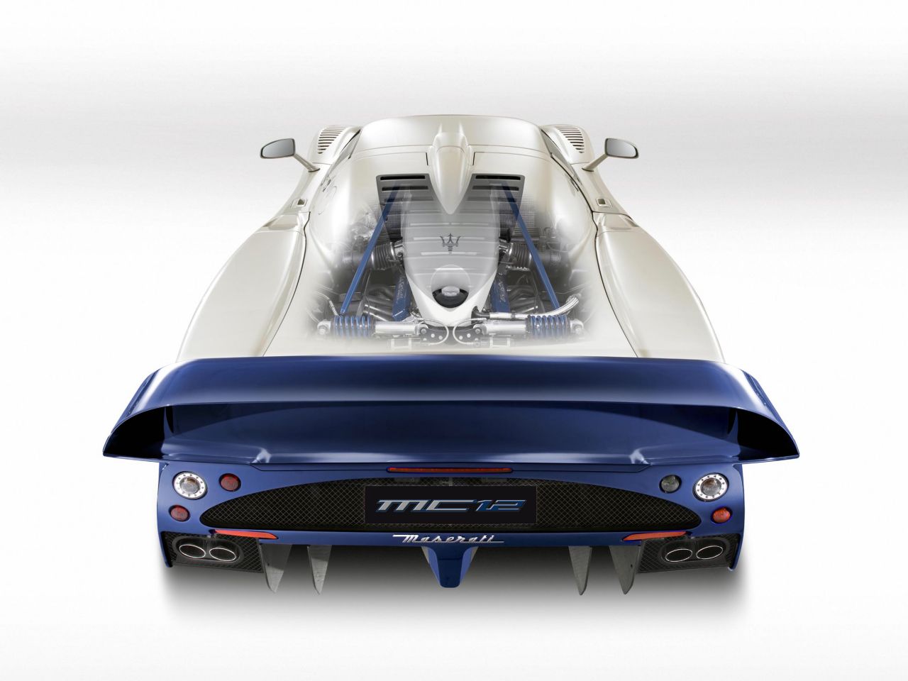 2005 Maserati MC12 Picture