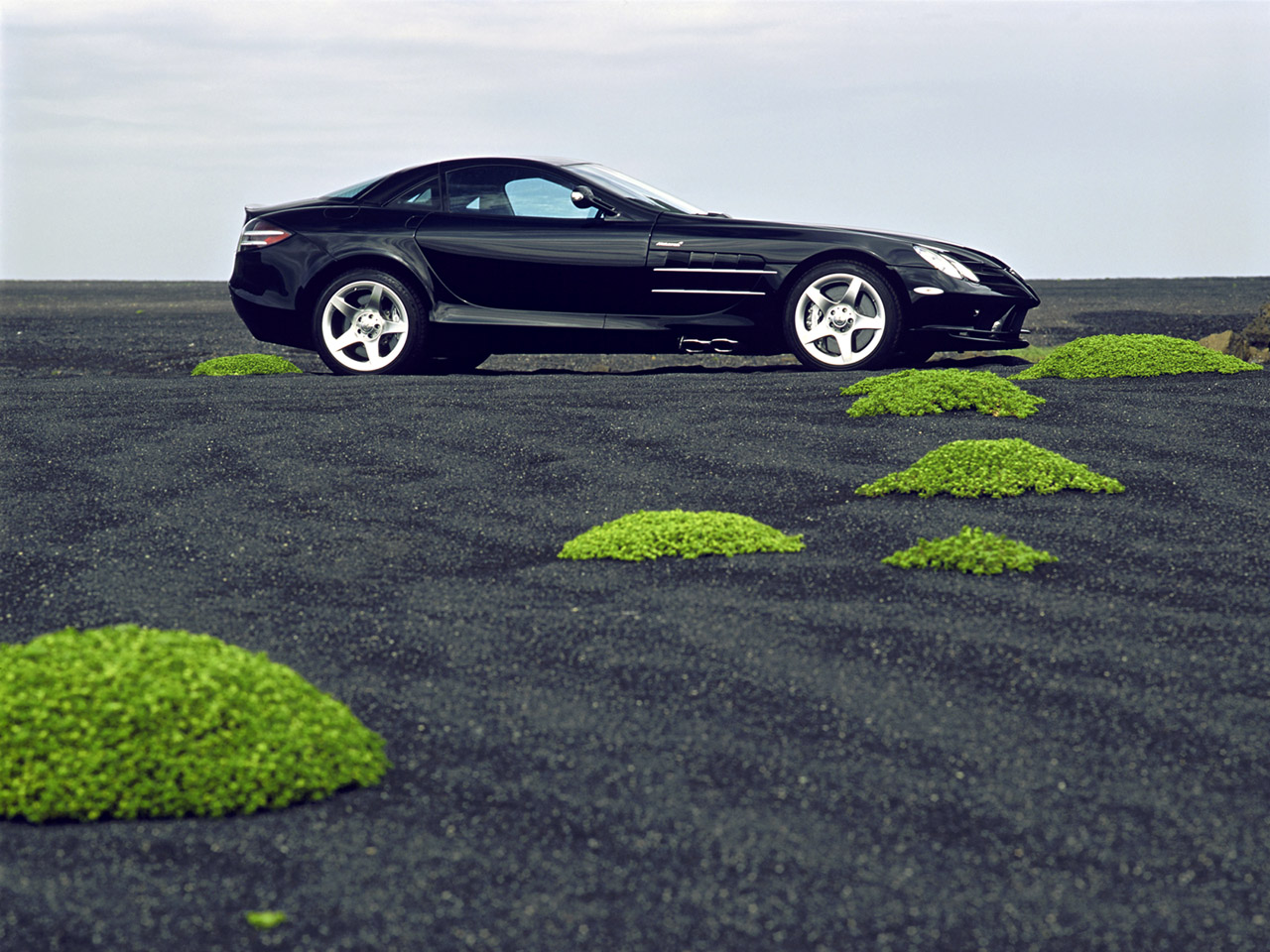 2005 Mercedes-Benz SLR McLaren Picture