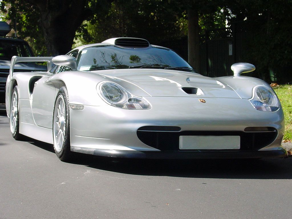 1998 Porsche 911 GT1 Strassenversion Picture