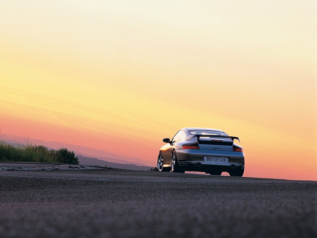 2005 Porsche 911 GT2 Picture